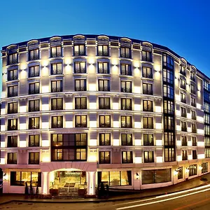 Dora 4* Stambuł